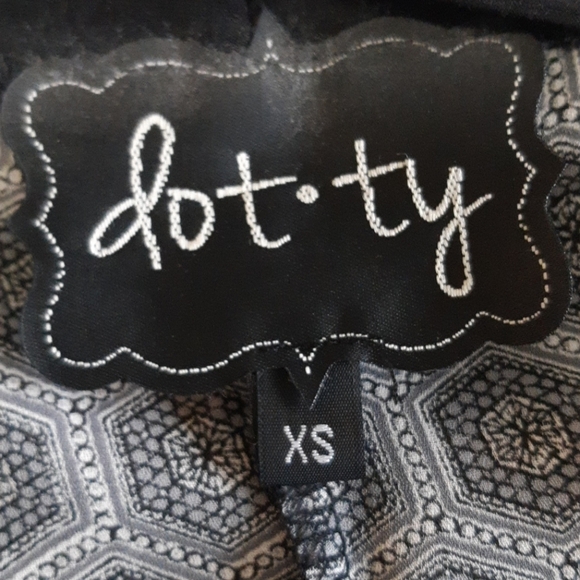 One of a Kind Top - Picture 4 of 5